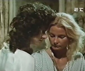 Подружку грубо трахнули в киску до последней капли